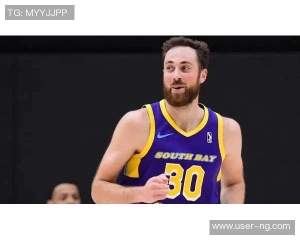 文班与赫夫封盖数据对比赫夫总盖帽领先但出场时间少于文班 文班与赫夫封盖数据对比赫夫总盖帽领先但出场时间少于文班