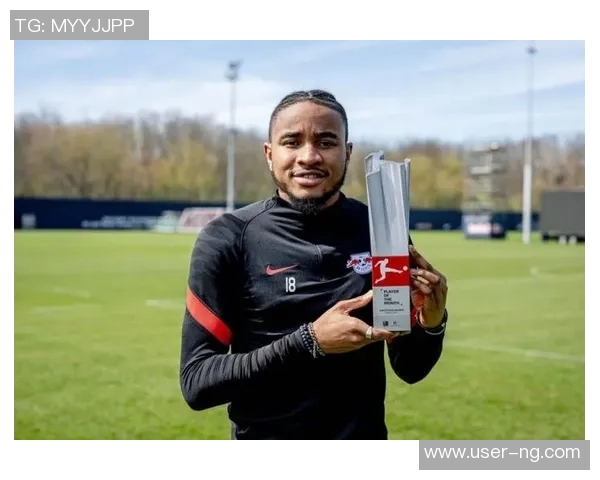 恩昆库表现出色2射2球加1助攻获评85分成场上最佳球员